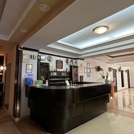 Shanyrak Hotel Temirtau Exteriör bild